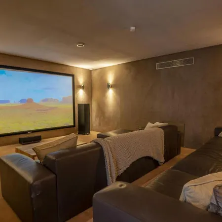 ヴィラ New Amazing Villa With Private Pool