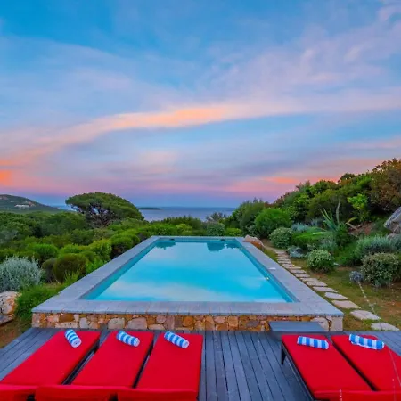 New Amazing Villa With Private Pool * ポルトヴェッキオ